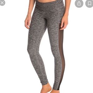 Beyond Yoga Mesh side panel yoga pants